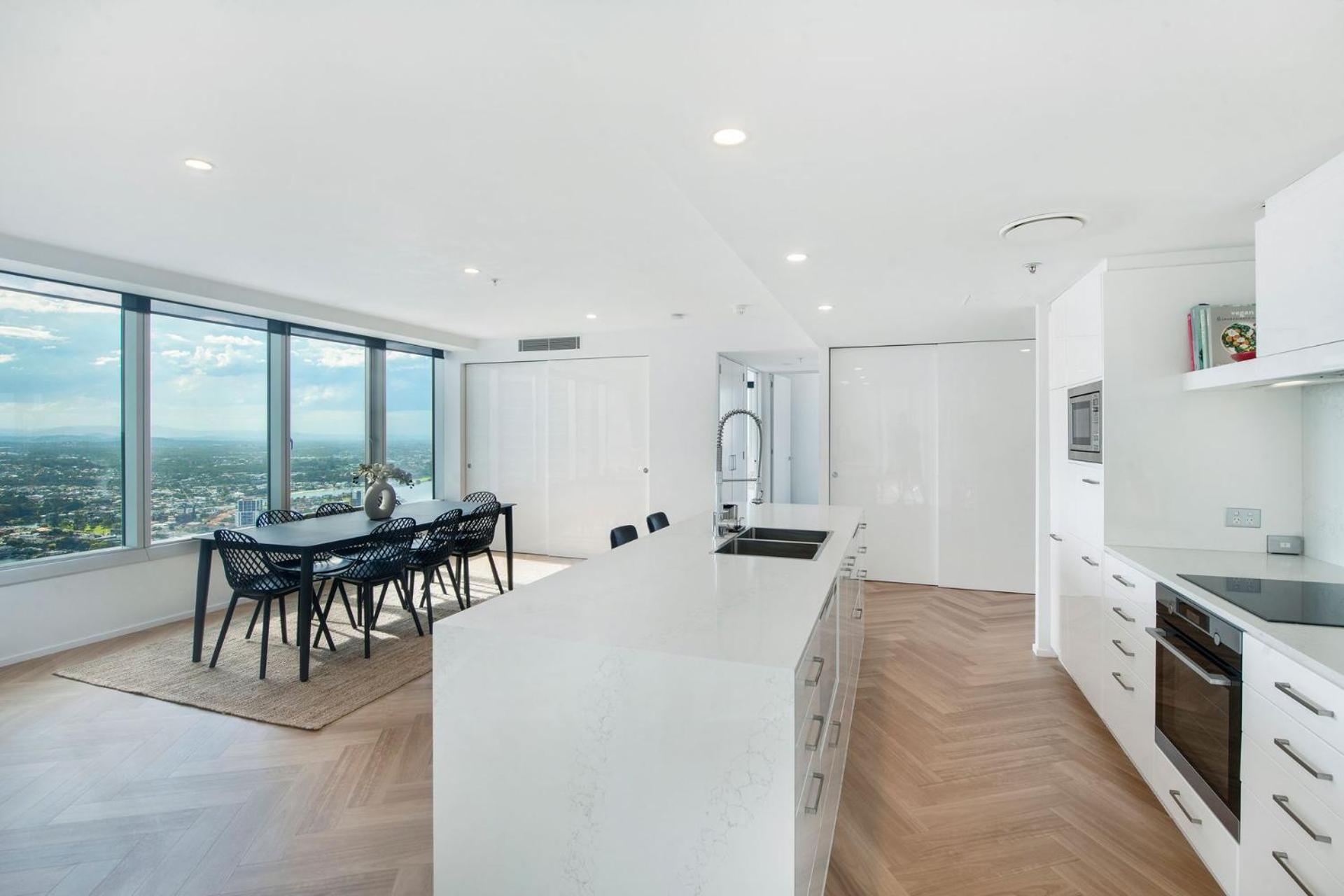 Apartment Luxury Sky-Home With Panoramic Ocean Views - 61St Floor, Surfers Paradise Gold Coast